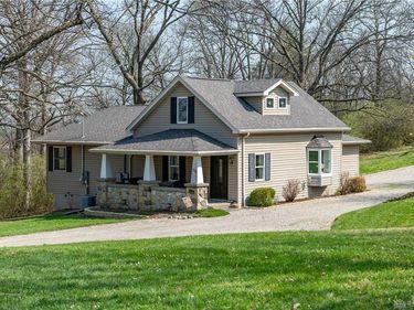 384 N Gebhart Church Road, Miamisburg, OH 45342