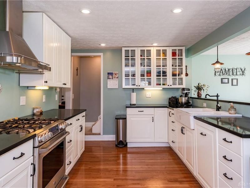 384 N Gebhart Church Road, Miamisburg, OH 45342 Photo 12