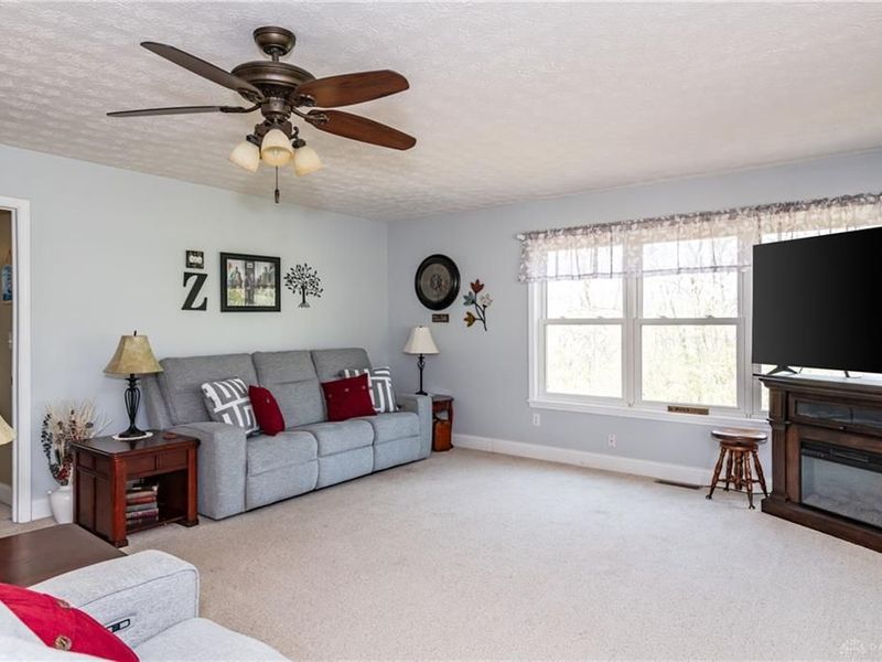 384 N Gebhart Church Road, Miamisburg, OH 45342 Photo 20