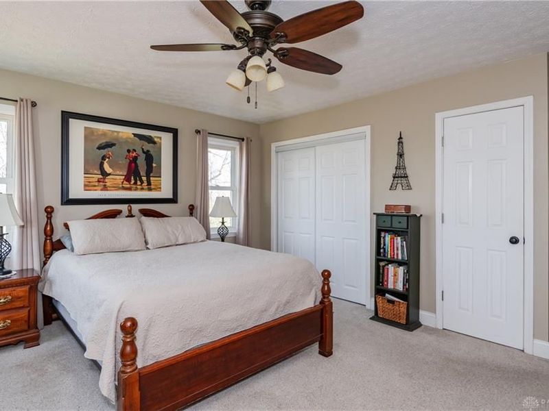 384 N Gebhart Church Road, Miamisburg, OH 45342 Photo 25