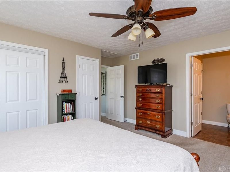 384 N Gebhart Church Road, Miamisburg, OH 45342 Photo 26