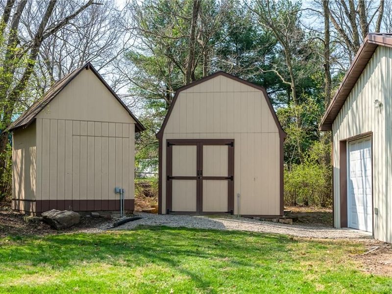 384 N Gebhart Church Road, Miamisburg, OH 45342 Photo 46