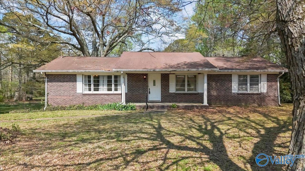 1259 Friendship Road Ne, Arab, AL 35016 Main Photo