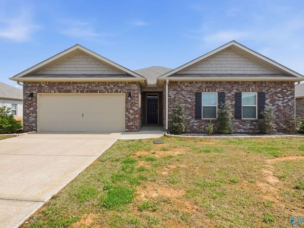 24848 Delilah Circle, Athens, AL 35613