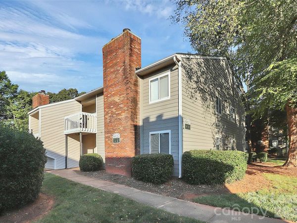 6121 Heathstone Lane , Unit B, Charlotte, NC 28210