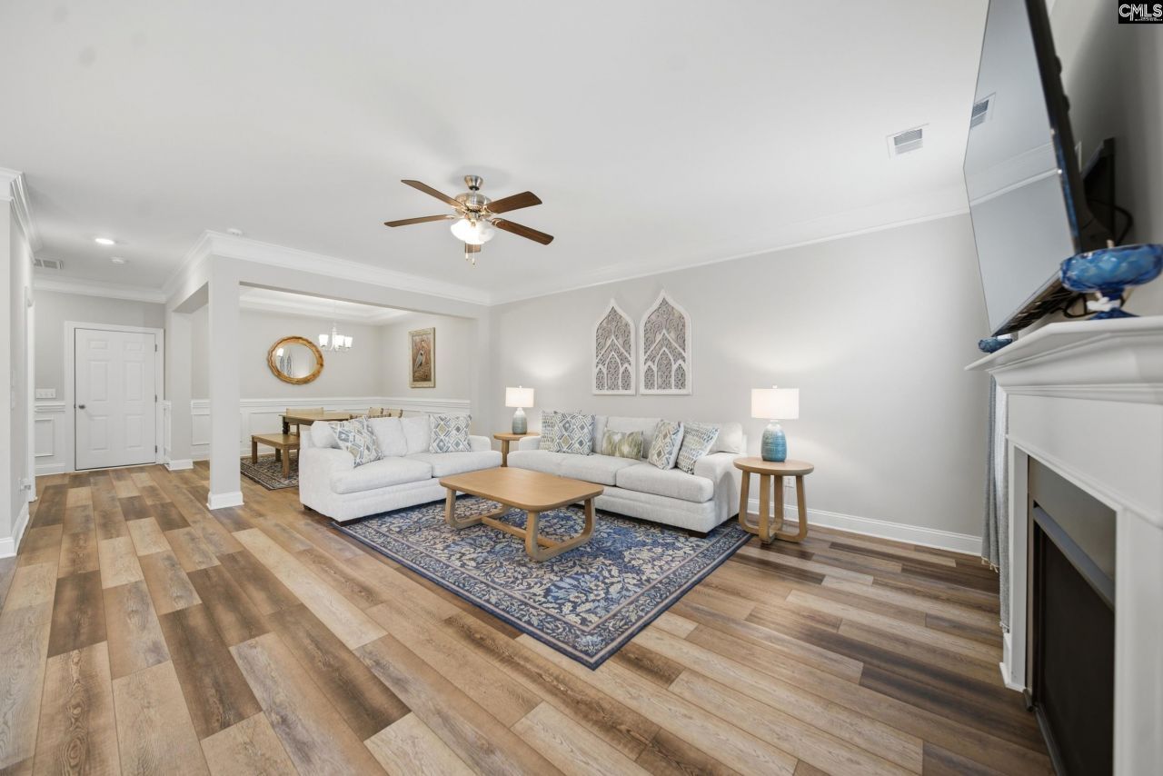 328 Stillington Street Photo 13