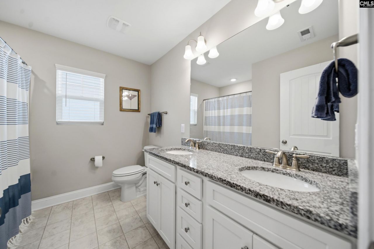 328 Stillington Street  Photo 17