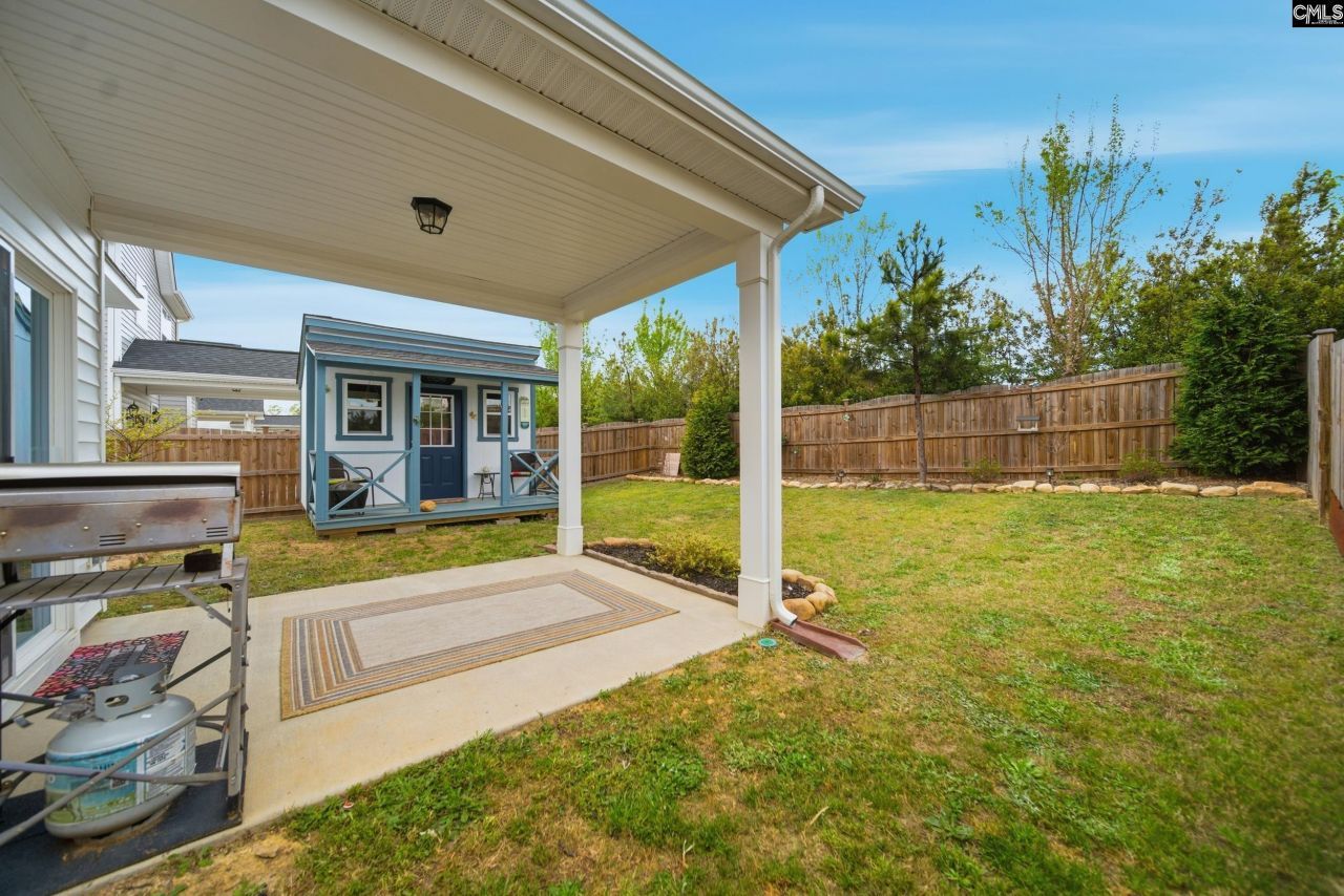 328 Stillington Street Photo 24