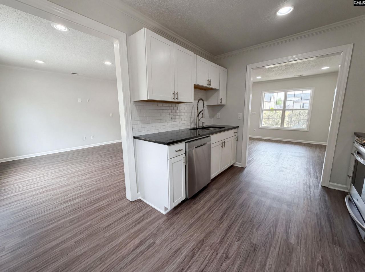 12 Finch Wood Drive Photo 12