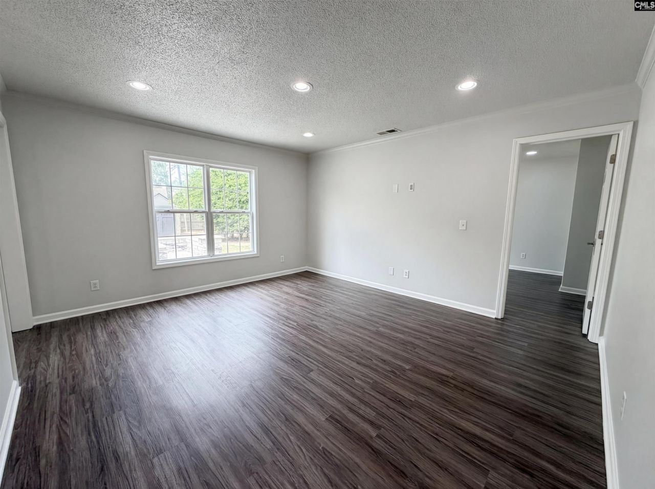 12 Finch Wood Drive Photo 16