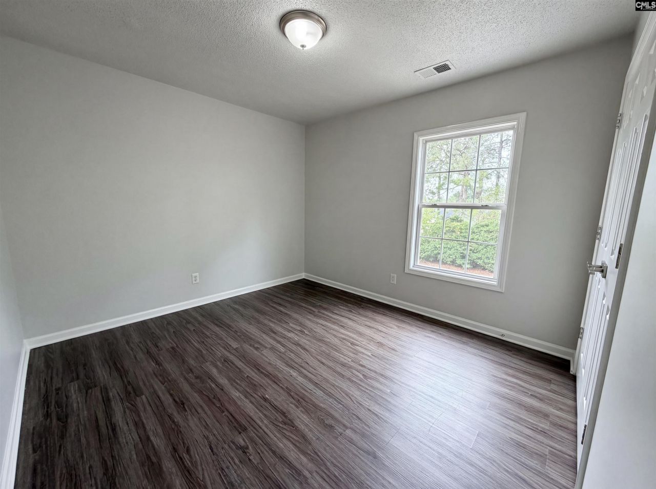 12 Finch Wood Drive Photo 24