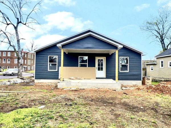 311 3rd Street, Monett, MO 65708