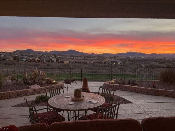 2875 Scotts Valley Drive, Henderson, NV 89052