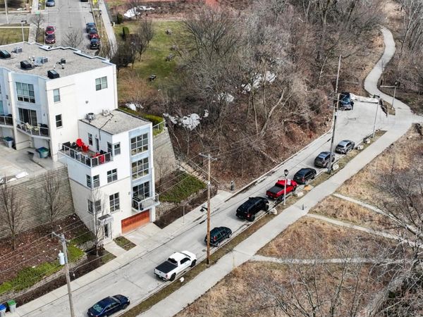 2175 N Riverboat ROAD, Milwaukee, WI 53212