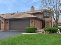 117 Prairie Drive, Westmont, IL 60559 primary photo