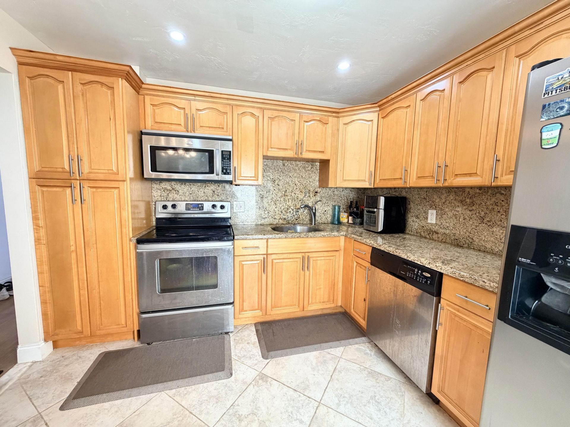 6260 S Falls Cir Drive, Unit 201, Lauderhill, FL 33319 Photo