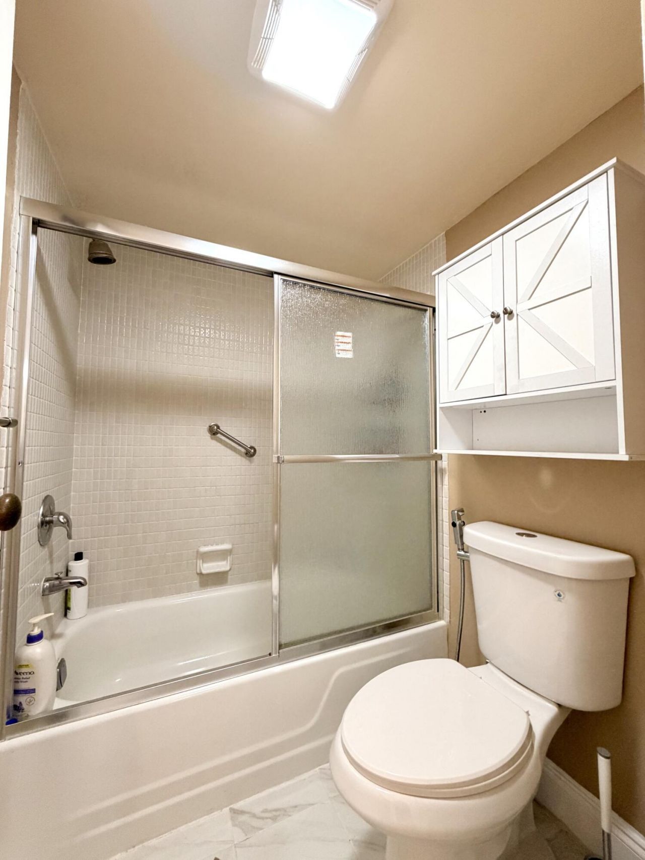 6260 S Falls Cir Drive, Unit 201, Lauderhill, FL 33319 Photo