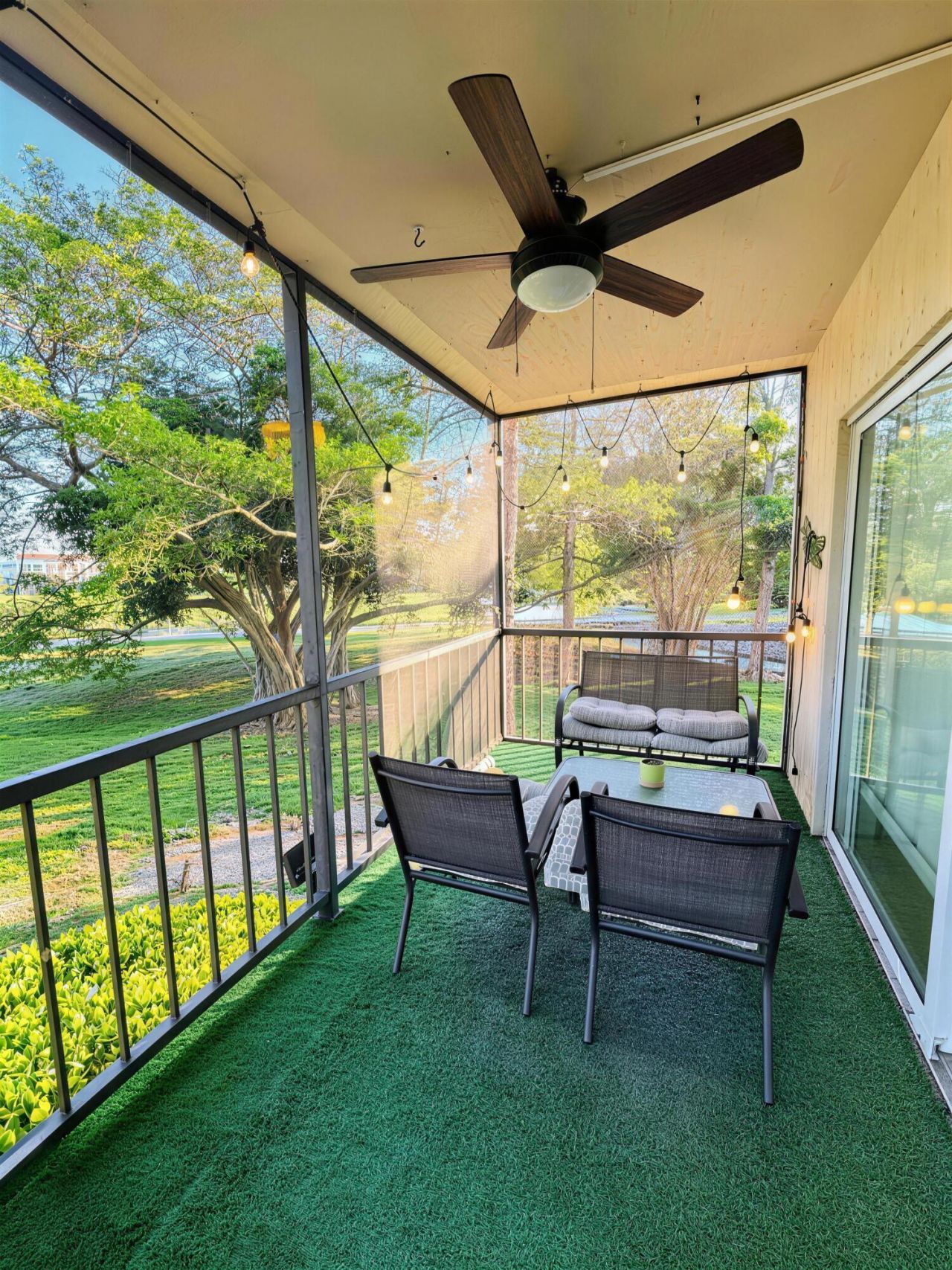 6260 S Falls Cir Drive, Unit 201, Lauderhill, FL 33319 Photo