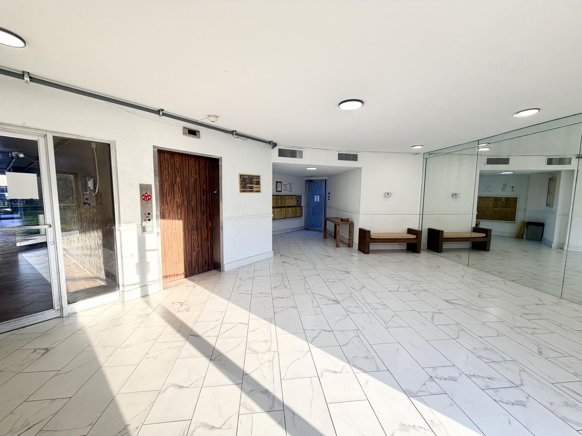 6260 S Falls Cir Drive, Unit 201, Lauderhill, FL 33319 Photo