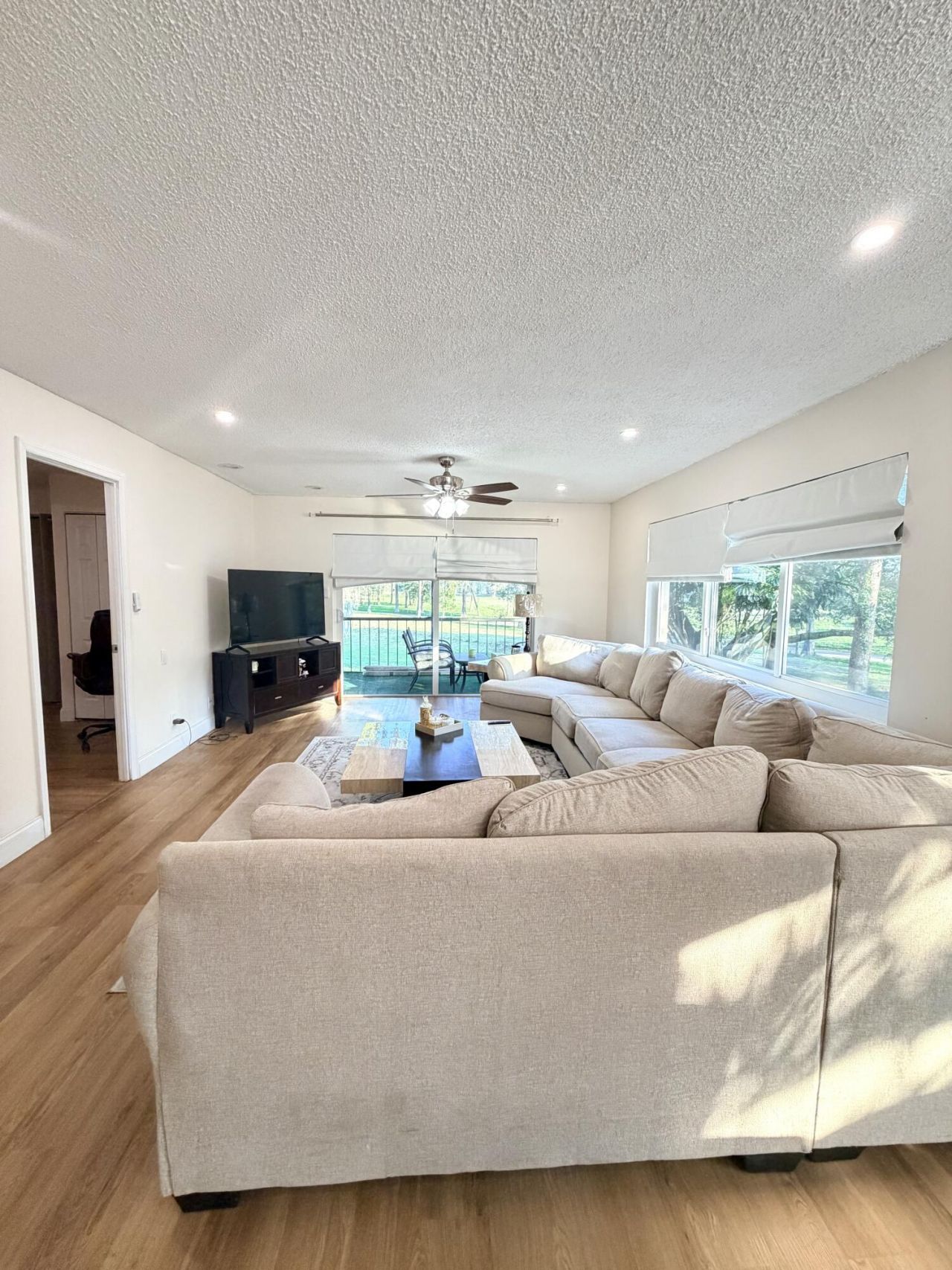 6260 S Falls Cir Drive, Unit 201, Lauderhill, FL 33319 Photo