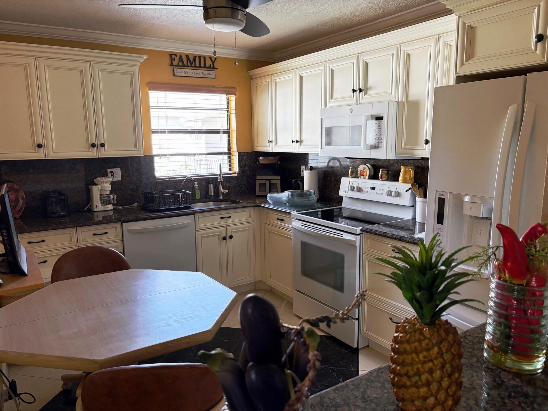 464 Piedmont J, Delray Beach, FL 33484 Photo