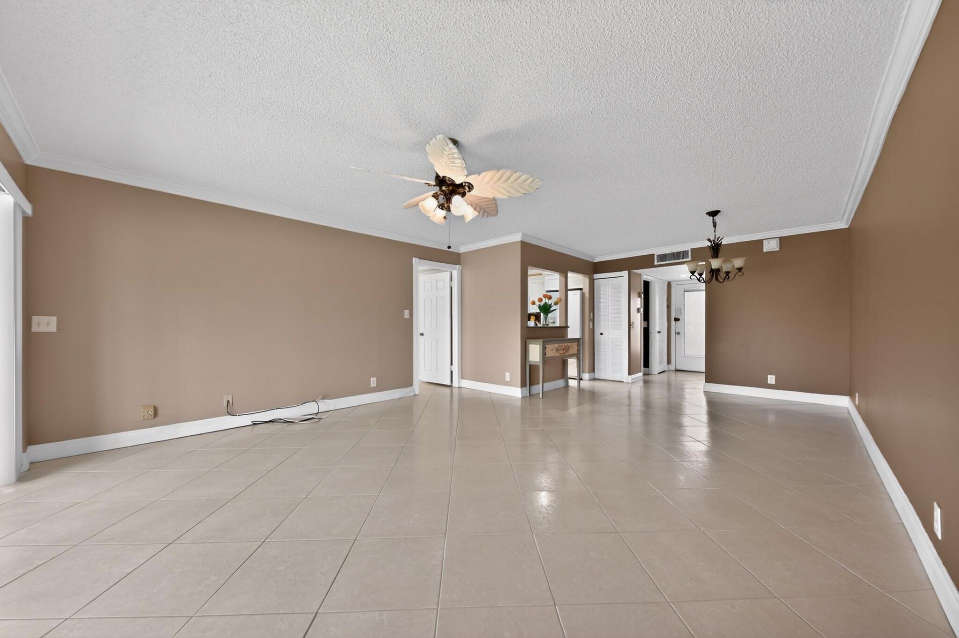 464 Piedmont J, Delray Beach, FL 33484 Photo