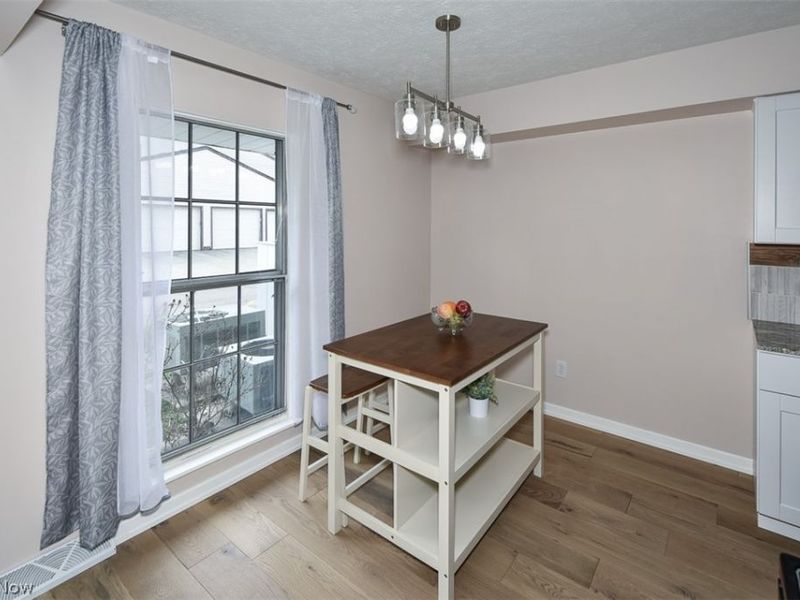 6577 Liberty Bell Drive, Unit C20, Brook Park, OH 44142 Photo 16