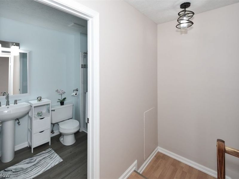 6577 Liberty Bell Drive, Unit C20, Brook Park, OH 44142 Photo 20