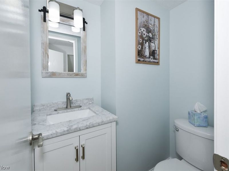 6577 Liberty Bell Drive, Unit C20, Brook Park, OH 44142 Photo 5