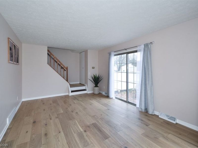 6577 Liberty Bell Drive, Unit C20, Brook Park, OH 44142 Photo 6