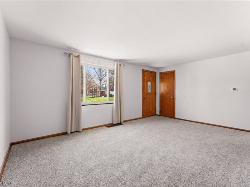 455 Royer Avenue NW, North Canton, OH 44720 Photo 3