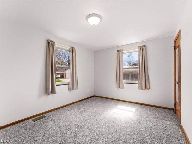 455 Royer Avenue NW, North Canton, OH 44720 Photo 6