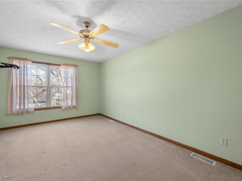 4863 Deer Run Drive, Lorain, OH 44053 Photo 20