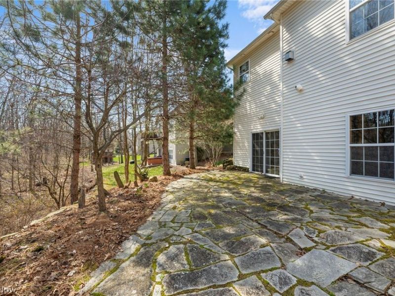 4863 Deer Run Drive, Lorain, OH 44053 Photo 35