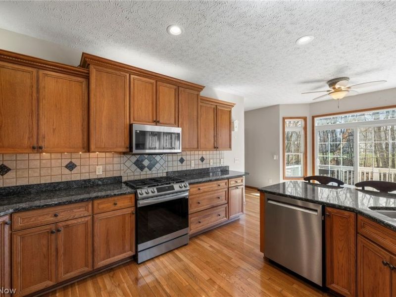 4863 Deer Run Drive, Lorain, OH 44053 Photo 4