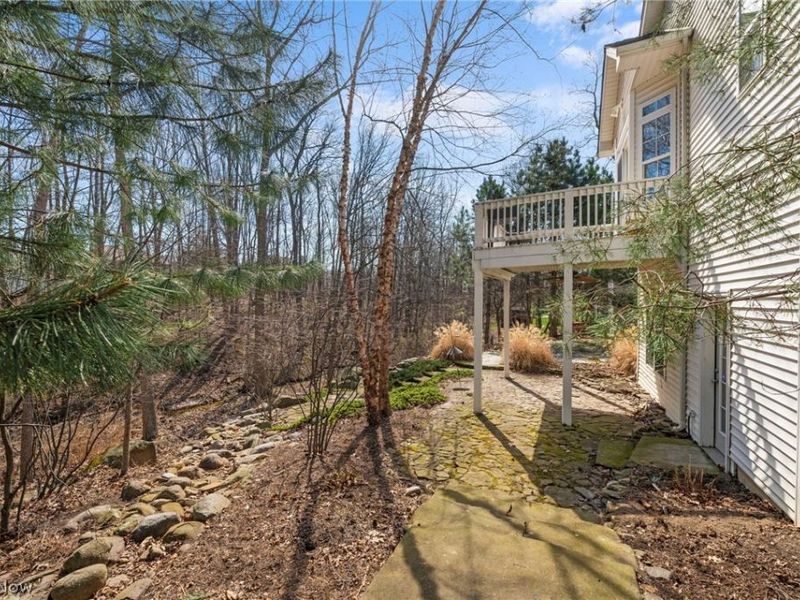 4863 Deer Run Drive, Lorain, OH 44053 Photo 40