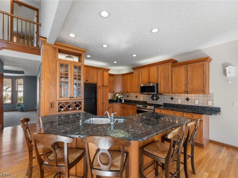 4863 Deer Run Drive, Lorain, OH 44053 Photo 6