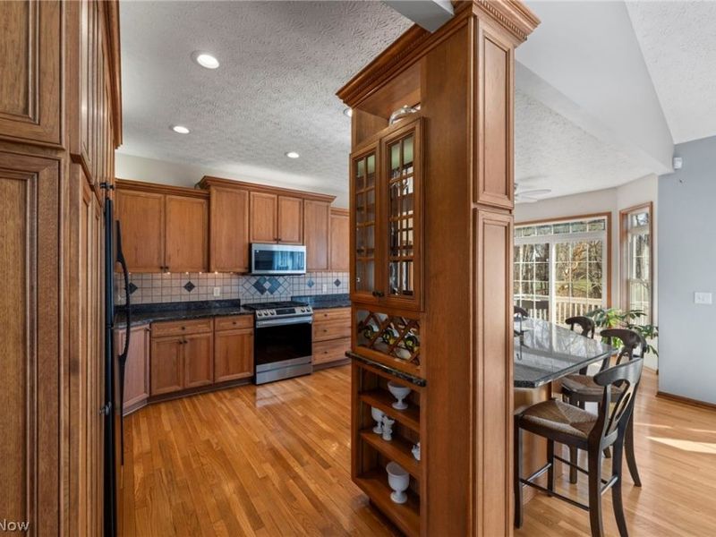 4863 Deer Run Drive, Lorain, OH 44053 Photo 7