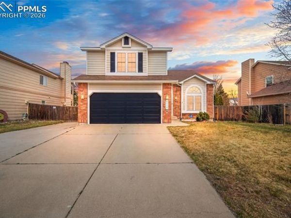 3814 Cottage Drive, Colorado Springs, CO 80920