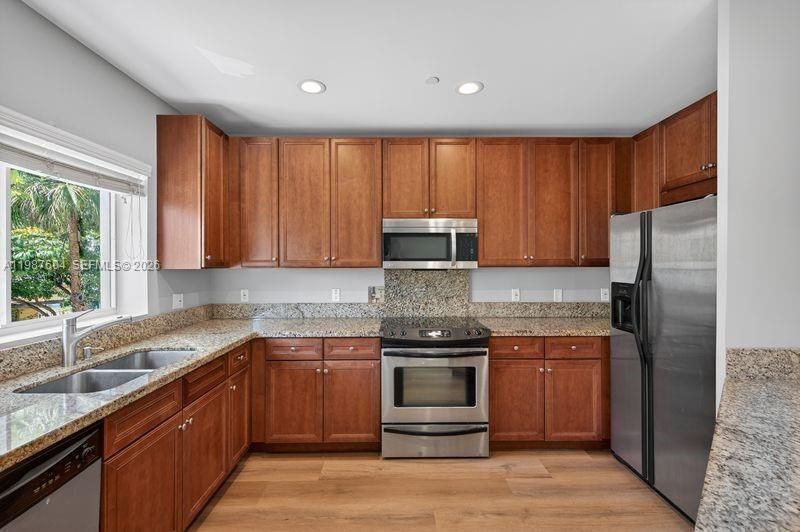 630 SE 15th St, Unit 5, Fort Lauderdale, FL 33316 Photo