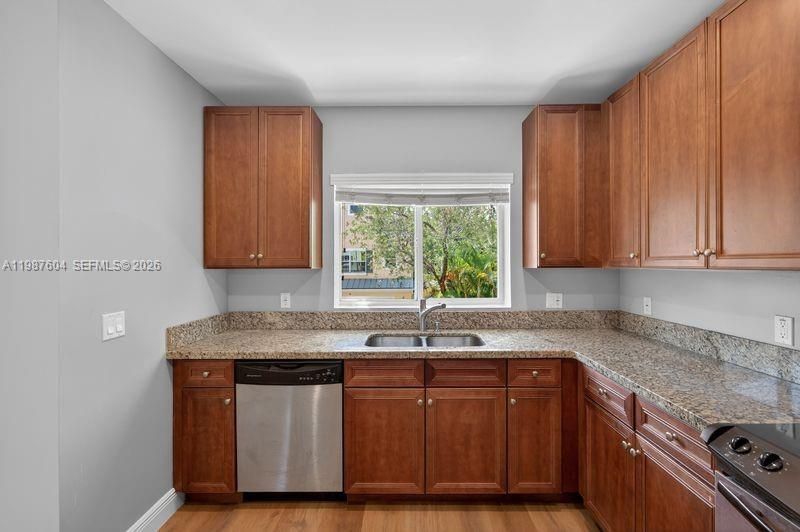 630 SE 15th St, Unit 5, Fort Lauderdale, FL 33316 Photo