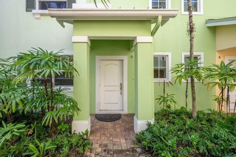 630 SE 15th St, Unit 5, Fort Lauderdale, FL 33316 Photo
