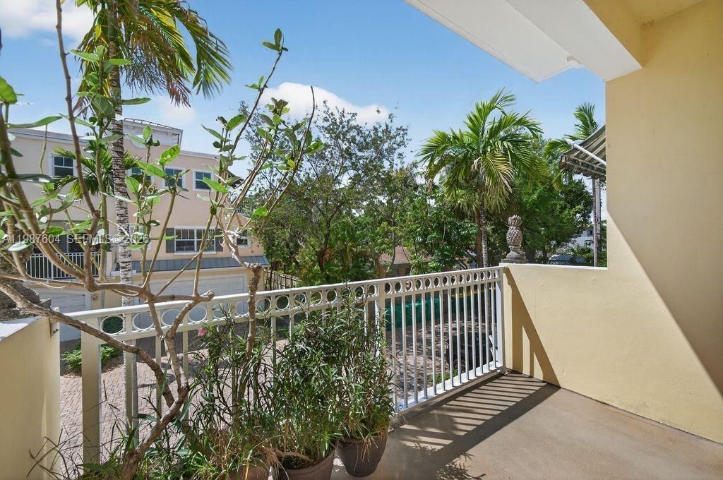 630 SE 15th St, Unit 5, Fort Lauderdale, FL 33316 Photo