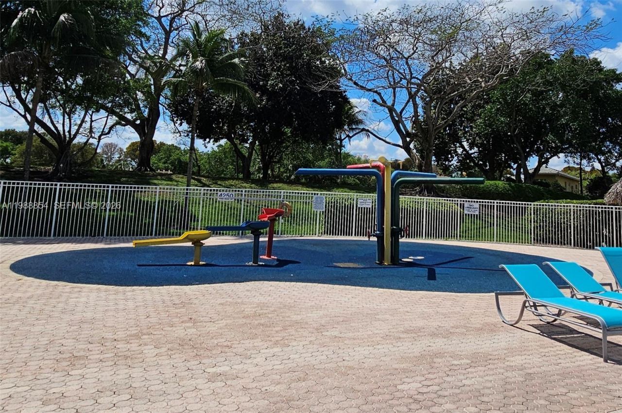 4279 Greenbriar Ln, Weston, FL 33331 Photo