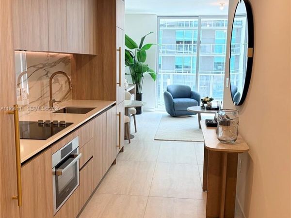 77 SE 5th street , Unit 2709, Miami, FL 33131