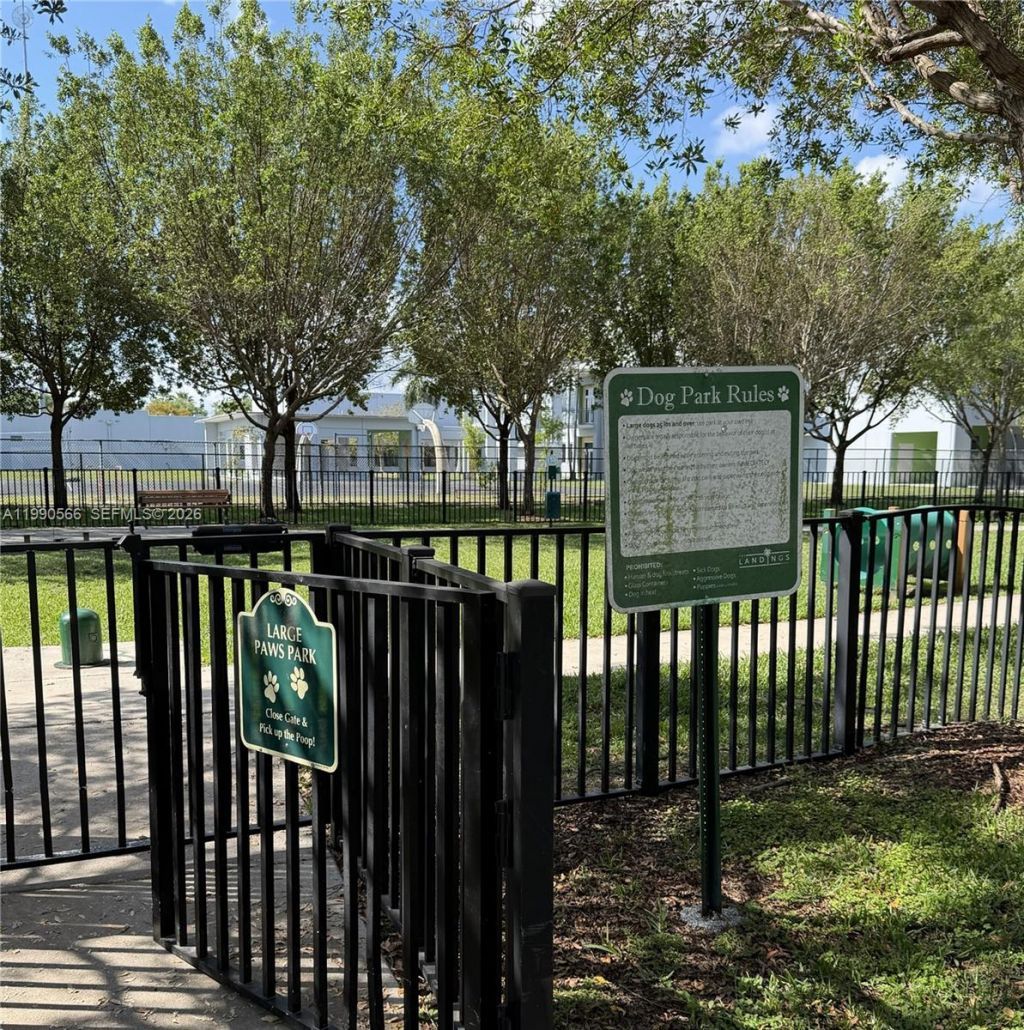 10828 SW 235 St , Miami, FL 33032 Photo