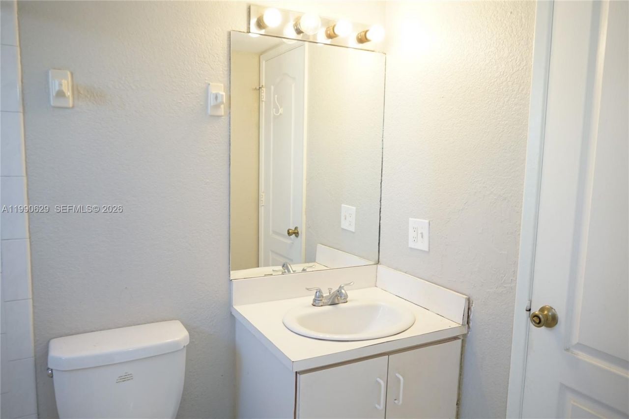 331 NW 82nd Avenue , Unit 1303, Miami, FL 33126 Photo