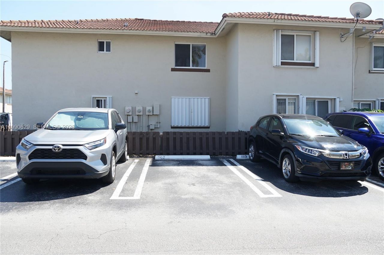 331 NW 82nd Avenue , Unit 1303, Miami, FL 33126 Photo
