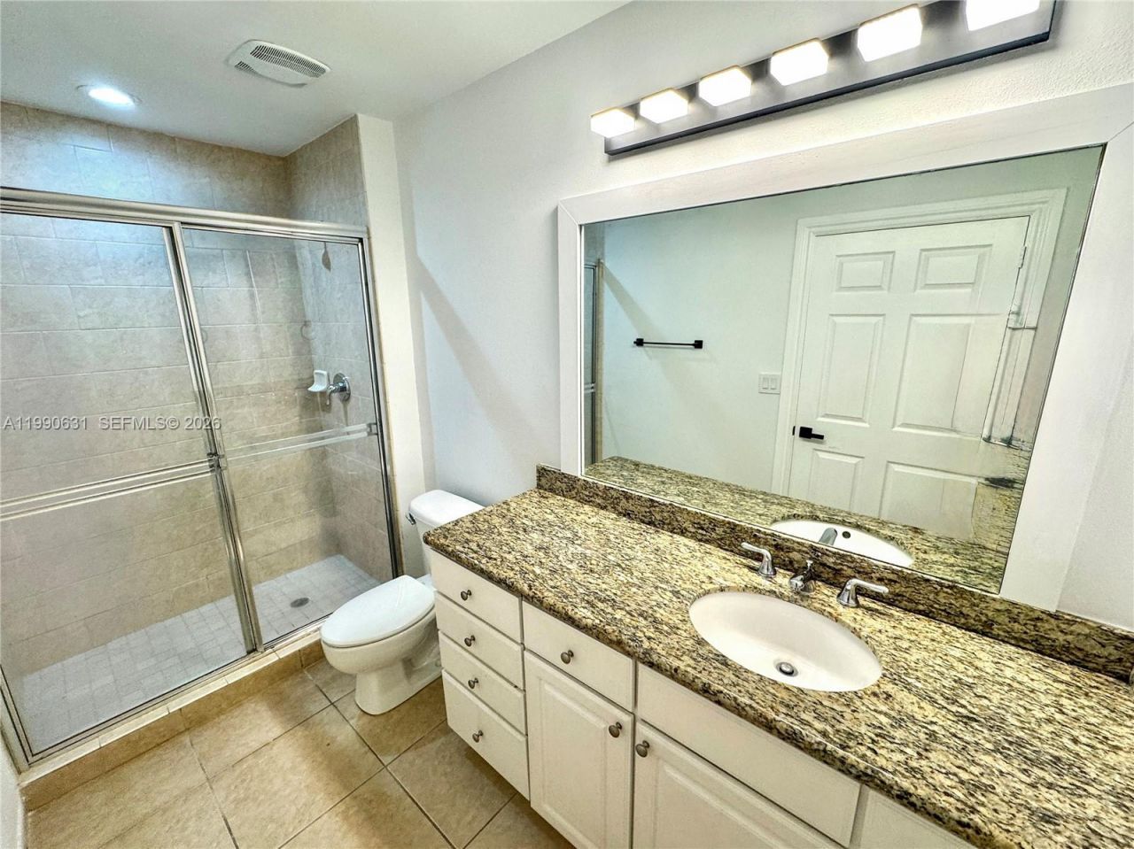3001 NE 185th St, Unit 213, Aventura, FL 33180 Photo