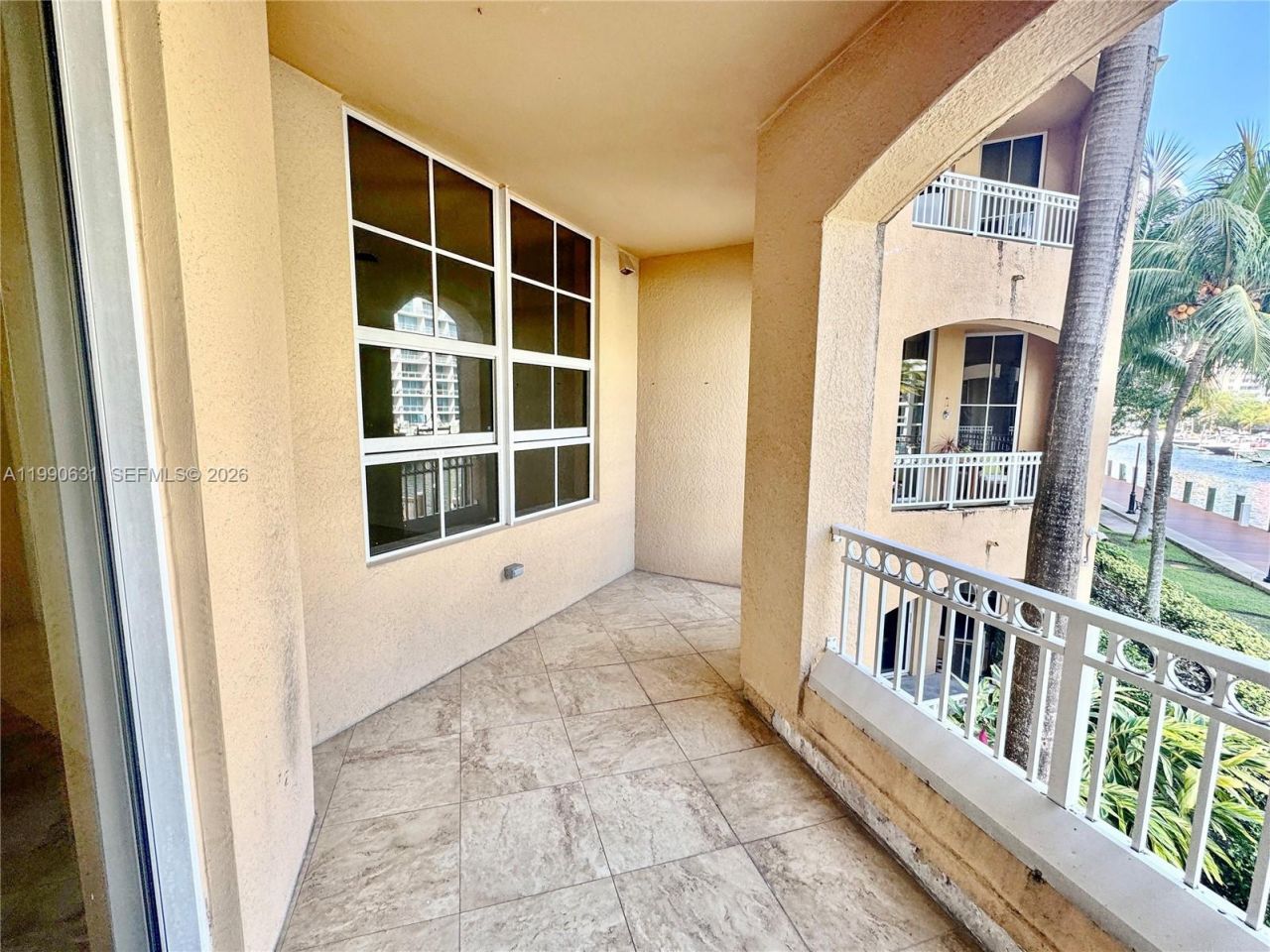 3001 NE 185th St, Unit 213, Aventura, FL 33180 Photo